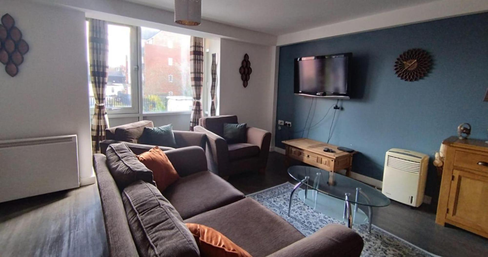 Business & Leisure City Centre 2 Bed En-Suite Apartment With Free Parking And Netflix Coventry Kültér fotó
