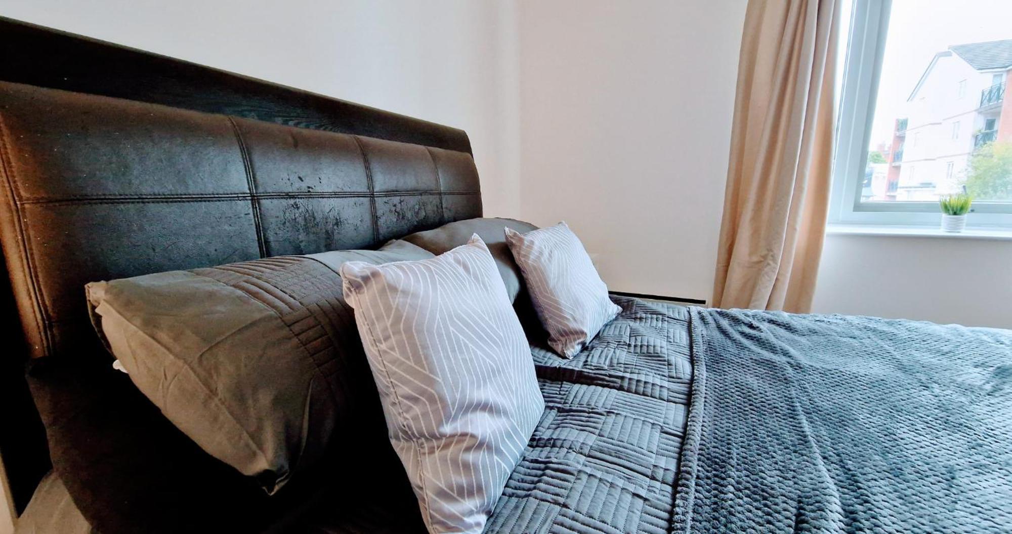 Business & Leisure City Centre 2 Bed En-Suite Apartment With Free Parking And Netflix Coventry Kültér fotó
